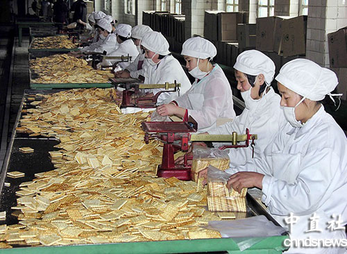 探秘朝鲜工厂感受生产力大跃进