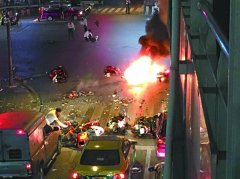  泰国曼谷市中心爆炸现场 