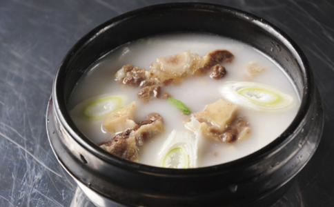 浓白韩国牛骨头汤的3种做法_直销报道网-行业