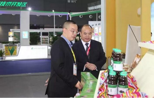 绿之韵董事长胡国安出席中国食品餐饮博览会