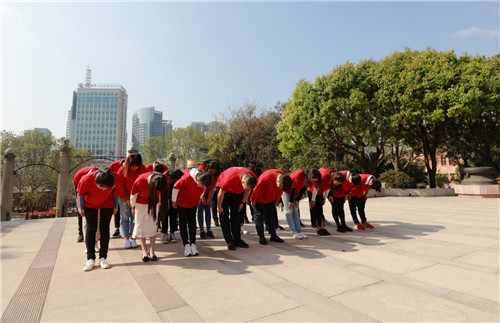 学习红色精神 | 不忘初心，理想科技集团党委走进抗战胜利纪念堂