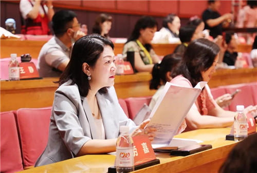 绿之韵劳嘉总裁出席中国女企业家协会第七次会员代表大会，获评“2020杰出创业女性”荣誉称号