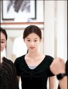  女孩长相酷似张柏芝全网走红 骨相立体五官精致超有灵气 
